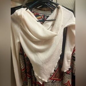 SHEIN Cream top